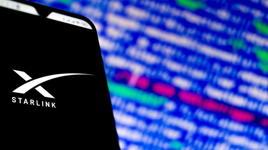 SpaceX ogranicza korzystanie z satelitarnej usługi internetowej firmy Starlink 