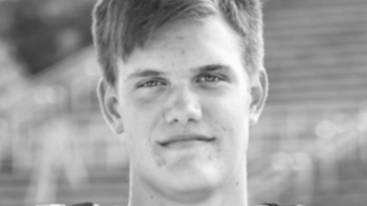 Robbie Roper zmarł w wieku 18 lat 