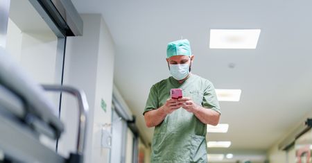 Nowe zarobki dla rezydentów. Zmiana weszła w życie 1 lipca