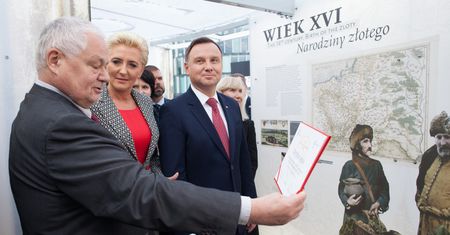 Wybory 2020. Prezydent od "pilnowania żyrandola" czy gospodarki? Zobacz, co może głowa państwa