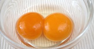 Żółtko, rzułtko, żułtko czy rzółtko?