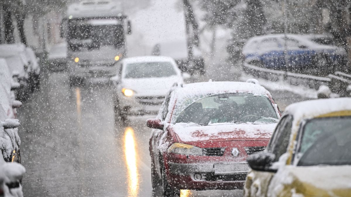Atak zimy w Turcji. Zamknięte szkoły, nieprzejezdne drogi