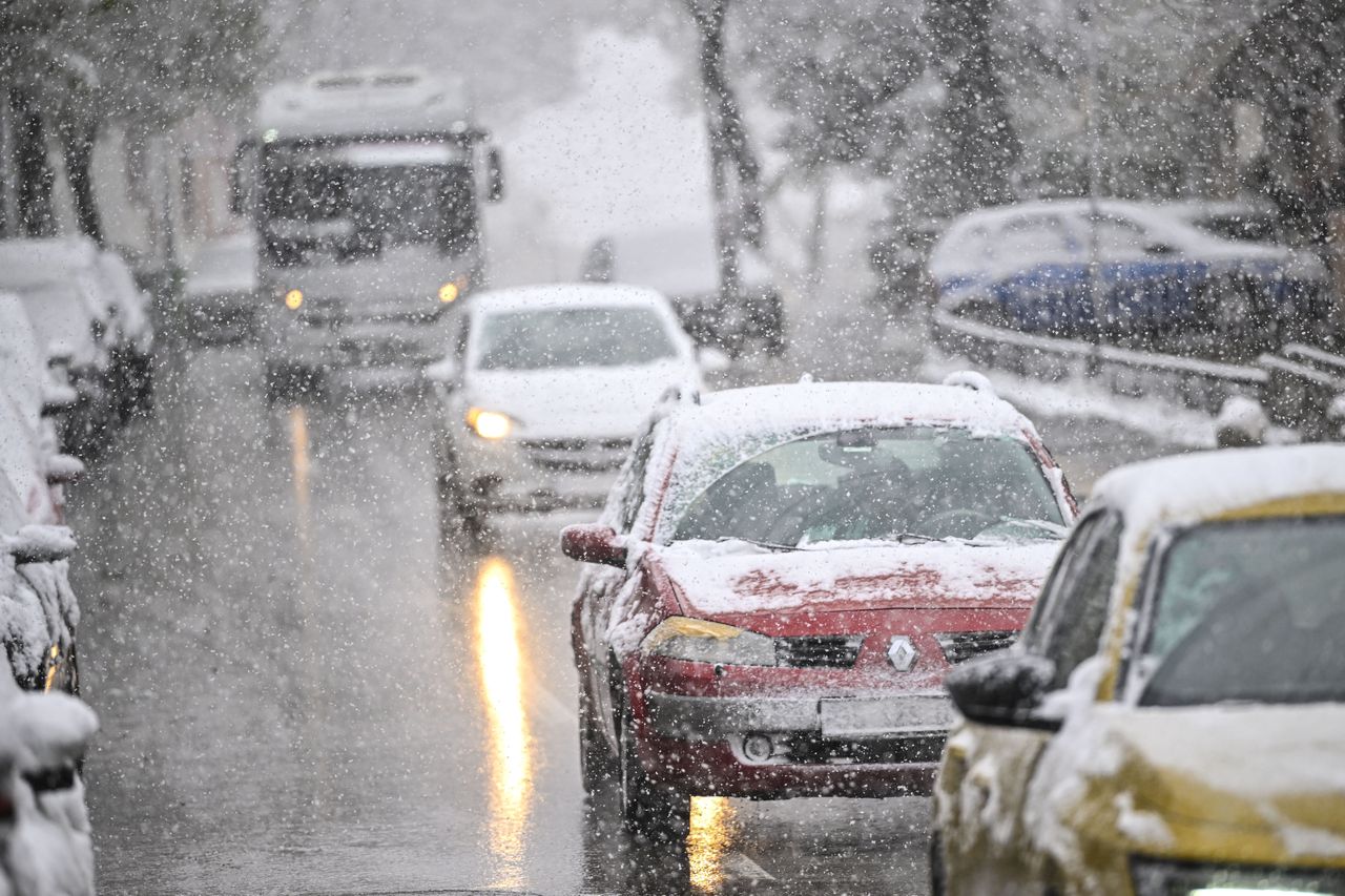 Atak zimy w Turcji. Zamknięte szkoły, nieprzejezdne drogi