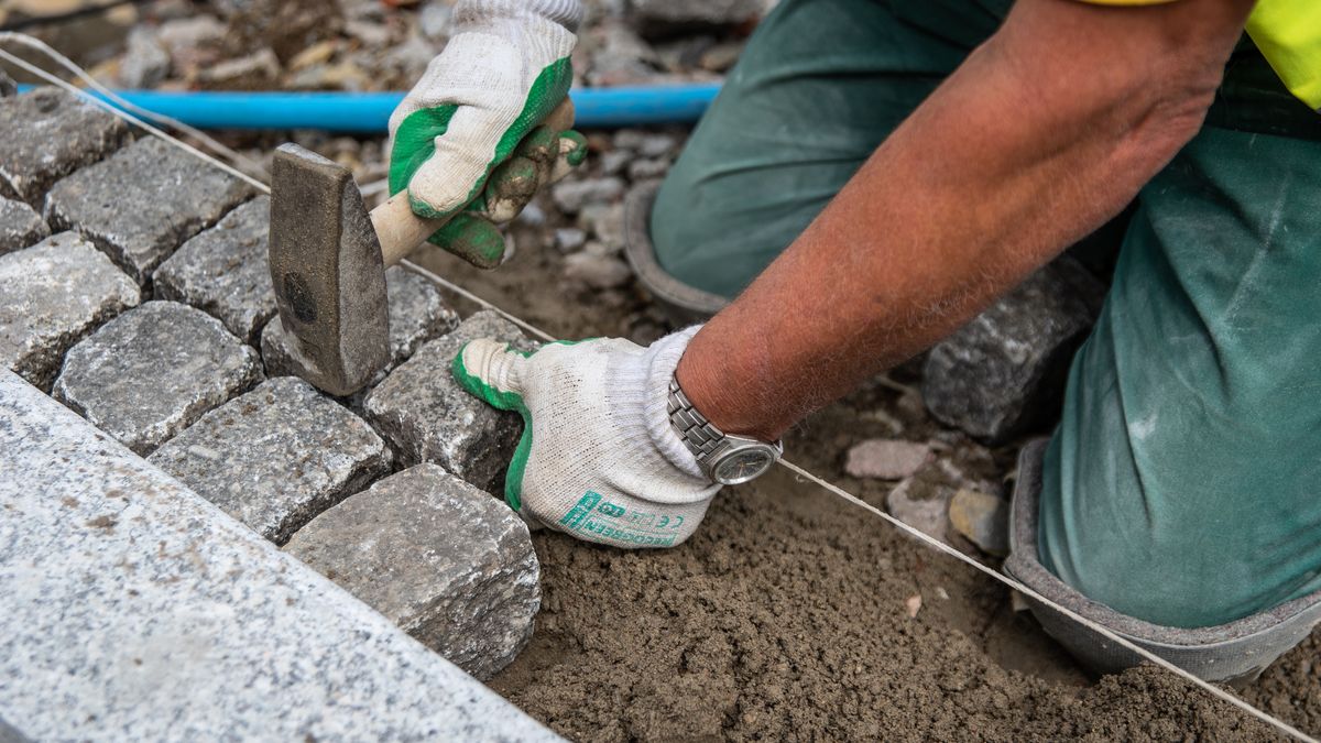 budowa, kostka brukowa, praca, chodnik, robotnik, zawód, robotnik budowlany, roboty drogowe, w budowie