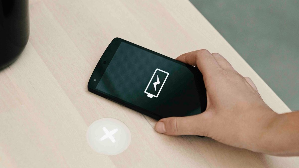 Dzięki technologii Heat Harvest ciepły obiad lub kawa naładują smartfona 1