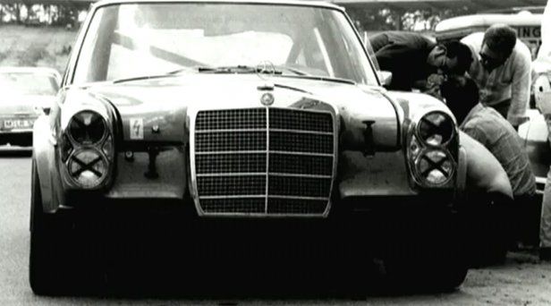 Historia Mercedes-Benz AMG w 15 minut [wideo]