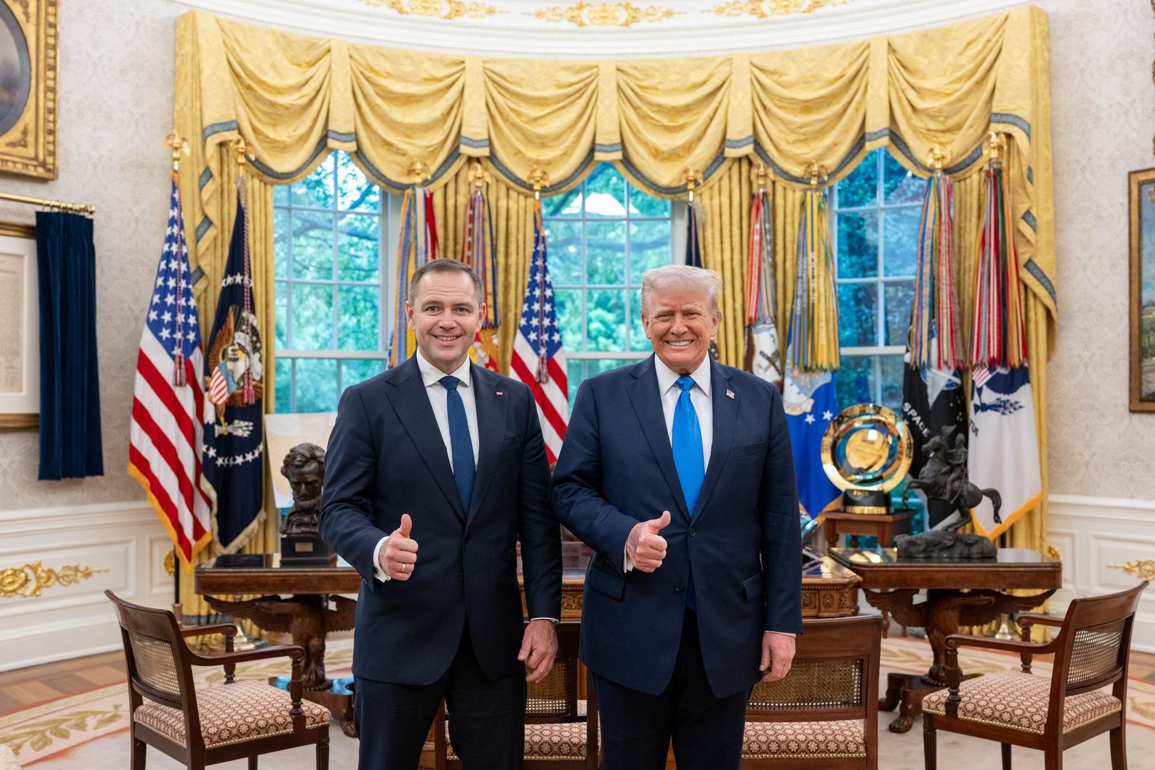 Karol Nawrocki spotkał się z Donaldem Trumpem 