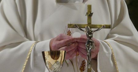 Ksiądz z parafii w Tymbarku trafił do aresztu. Jest nowa decyzja sądu