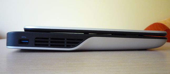 Dell XPS 15 L502x - ścianka lewa (USB 3.0)