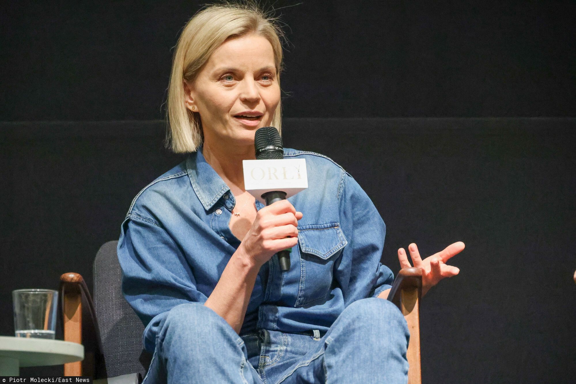 Małgorzata Foremniak prezentuje promienny wygląd na przeglądzie filmu do Orłów 2022