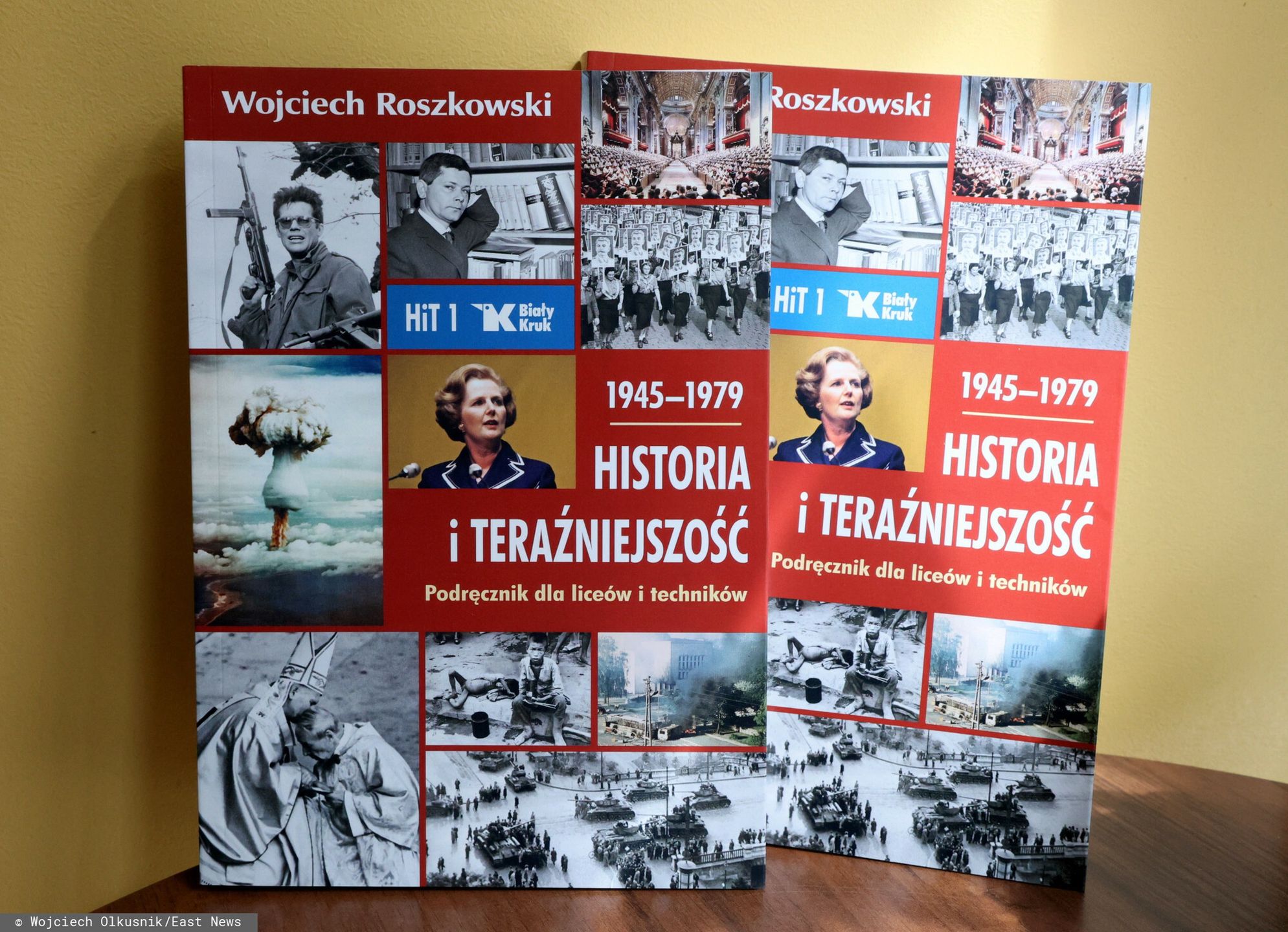 Ksia?ki Wojciecha RoszkowskiegoFot. Wojciech Olkusnik/East News, Warszawa, 20.08.2022. Ksiazki Wojciecha Roszkowskiego w warszawskiej ksiegarni.Wojciech Olkusnik