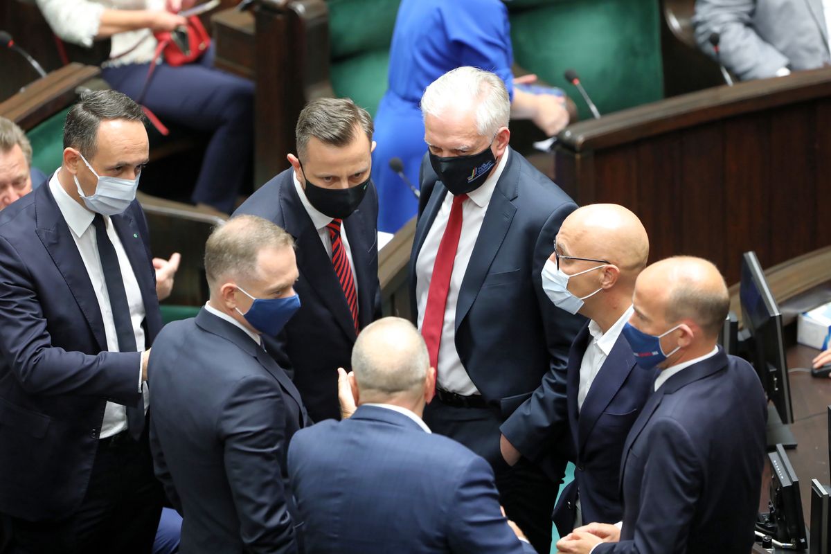 Sejm. Jarosław Gowin chce odwołania Elżbiety Witek 