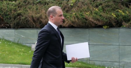 Konflikt przed wylotem na szczyt NATO. "Nie mam zgody. Nie lecę"