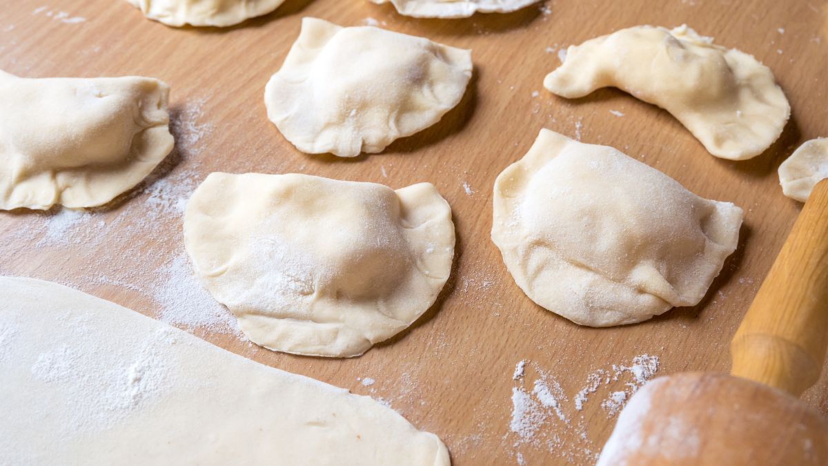 Przepis na pierogi sprzed 120 lat. Zobacz, czy wcieliłbyś go w życie!