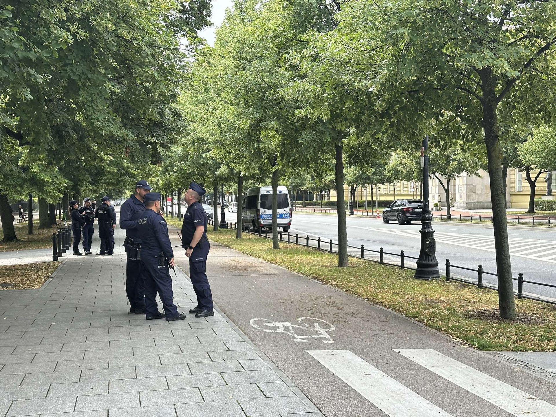 Akcja służb przed KPRM