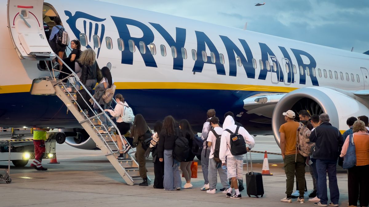 Passengers board a Ryanair Boeing 737 MAX 8 (EI-IGY) aircraft via mobile stairs at Paphos International Airport in Paphos, Cyprus, on November 9, 2023, before a flight to Rome. (Photo by Mateusz Wlodarczyk/NurPhoto via Getty Images)