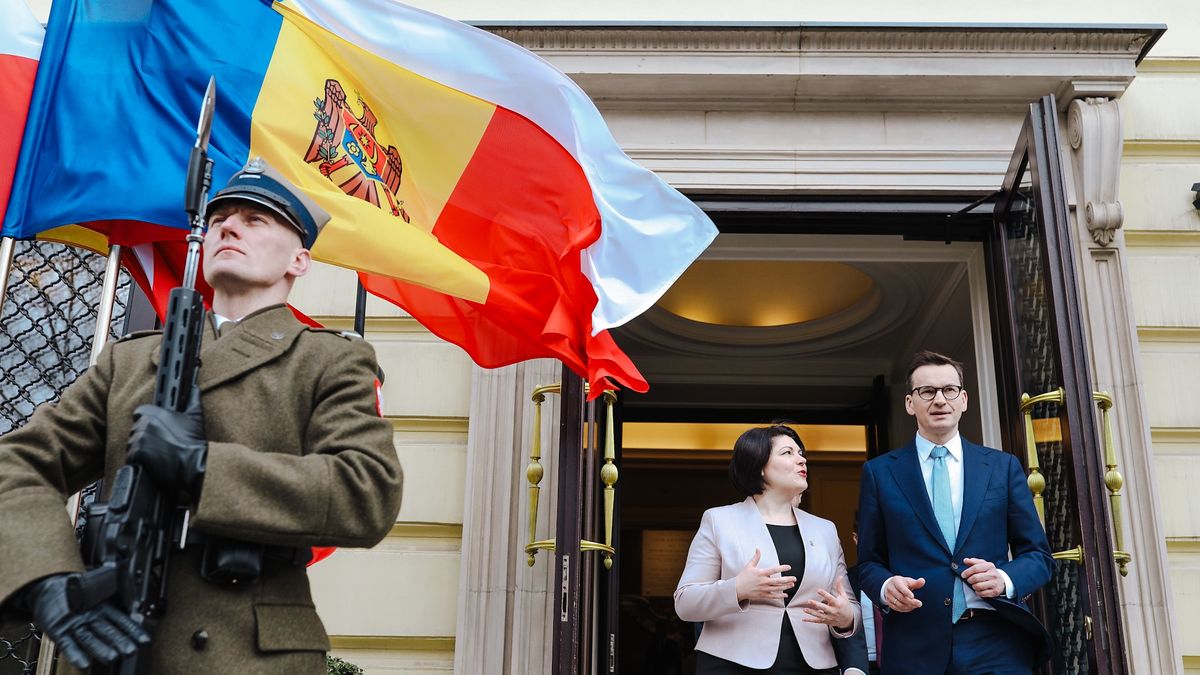 Premier Mołdawii Natalia Gavrilița podczas wizysty w Warszawie spotakła się z Mateuszem Morawieckim