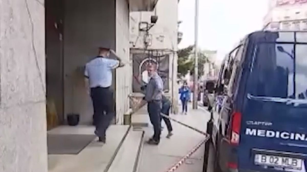 Były sędzia, który został oskarżony o korupcje, spadł z wysokiego piętra.