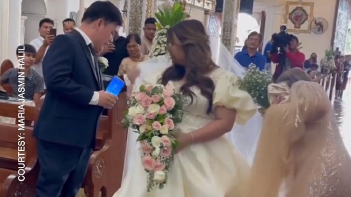 Wzięli ślub w zalany wodą kościele. 