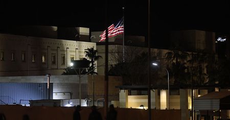 Media: Katiusze spadły na Bagdad. Ambasada USA pod ostrzałem