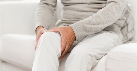 Endoproteza kolana - jak długo trwa rehabilitacja po zabiegu?