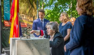 Warszawa. Na Woli powstanie Izba Pamięci. Wmurowano kamień węgielny