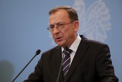 Cimoszewicz wypomina Kamińskiemu. "Wyciągnięty z bagna przez Dudę"