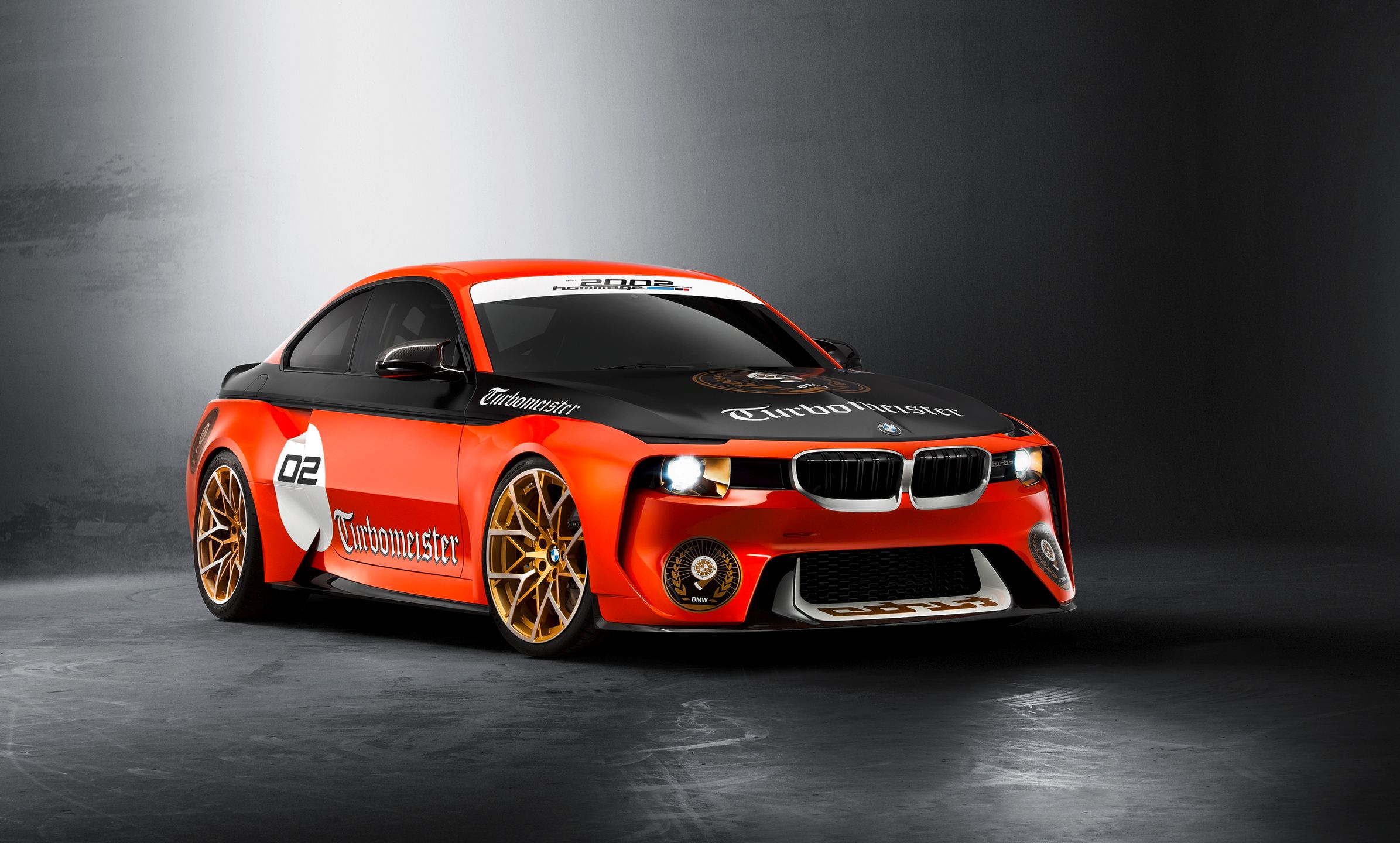 BMW 2002 Hommage