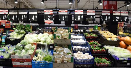 Dostawa z marketu w niecałą godzinę. Nowa usługa popularnego sklepu