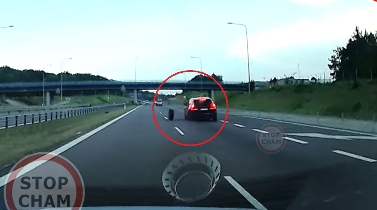 Koło odpadło od volvo na ekspresowce. Nagranie trafiło do sieci