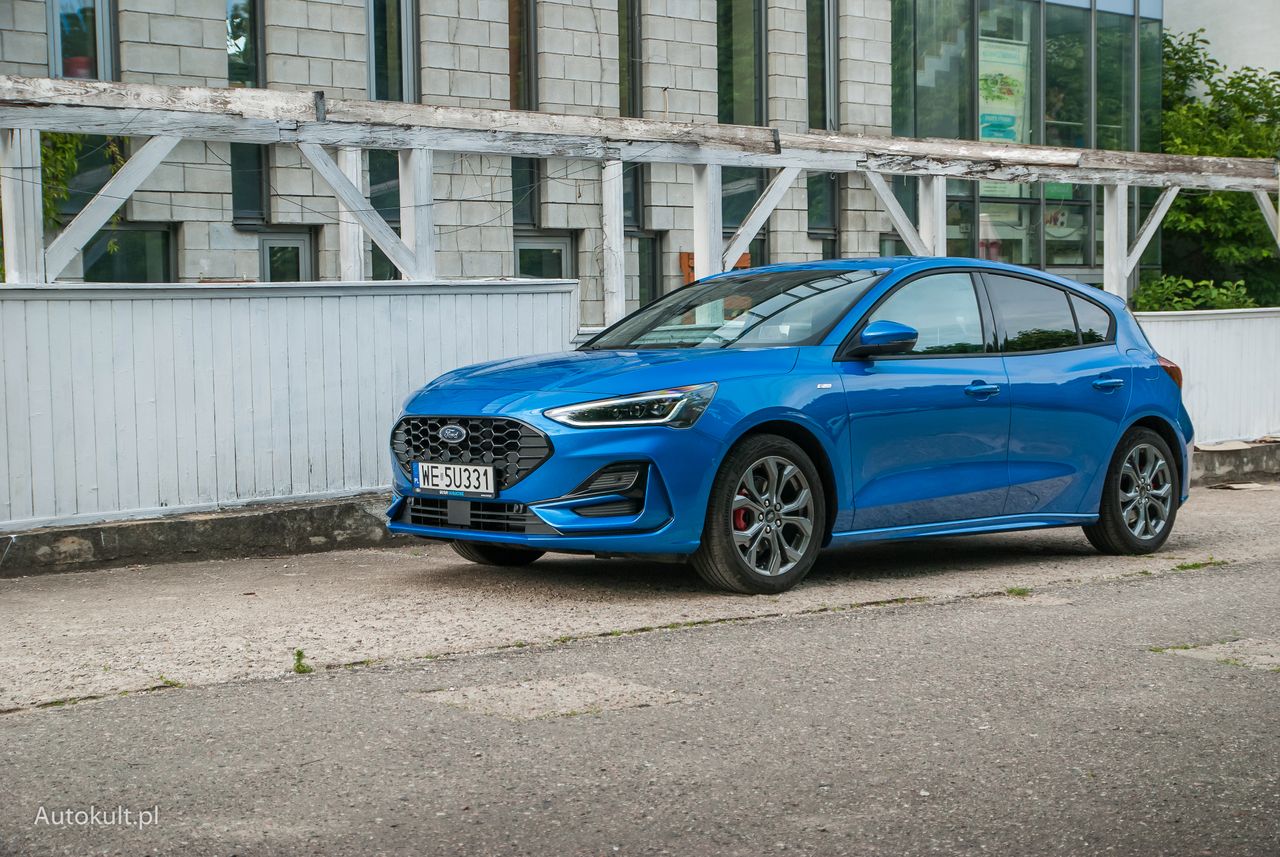 Test: Ford Focus ST-line z silnikiem 1.0 EcoBoost hybrid po liftingu – większe wrogiem dobrego