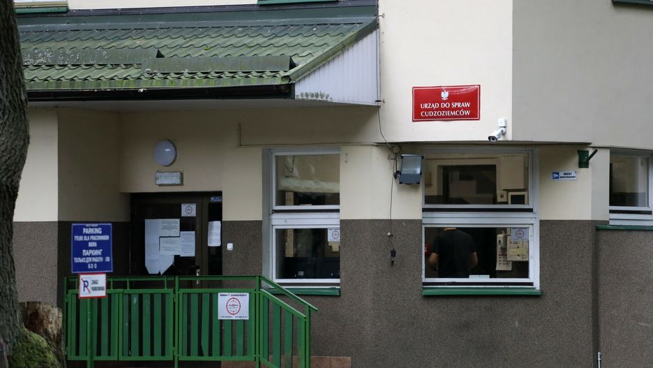 O?rodek dla cudzoziemc�w w D?baku - Podkowie Le?nej
Fot. Jakub Kaminski/East News, Podkowa Lesna, 26.08.2021. Osrodek dla cudzoziemcow w Debaku - Podkowie Lesnej.
Jakub Kaminski