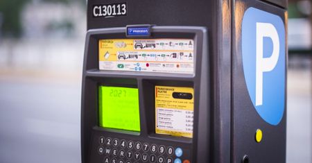 Warszawa. Parkometry staną na Ochocie i Żoliborzu. Od listopada płatne parkowanie