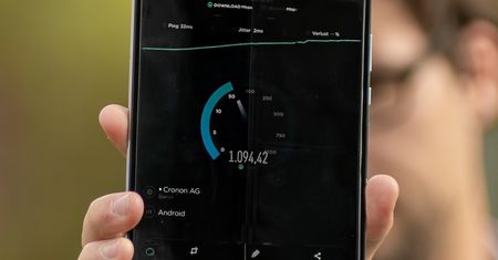 Samsung Galaxy Fold 2 ze szkłem UTG i rysikiem S Pen? Są pierwsze przecieki