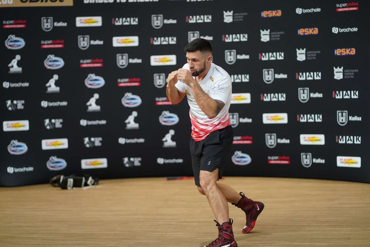 Trening medialny przed galą boksu zawodowego Knockout Boxing Night 39 w Kaliszu