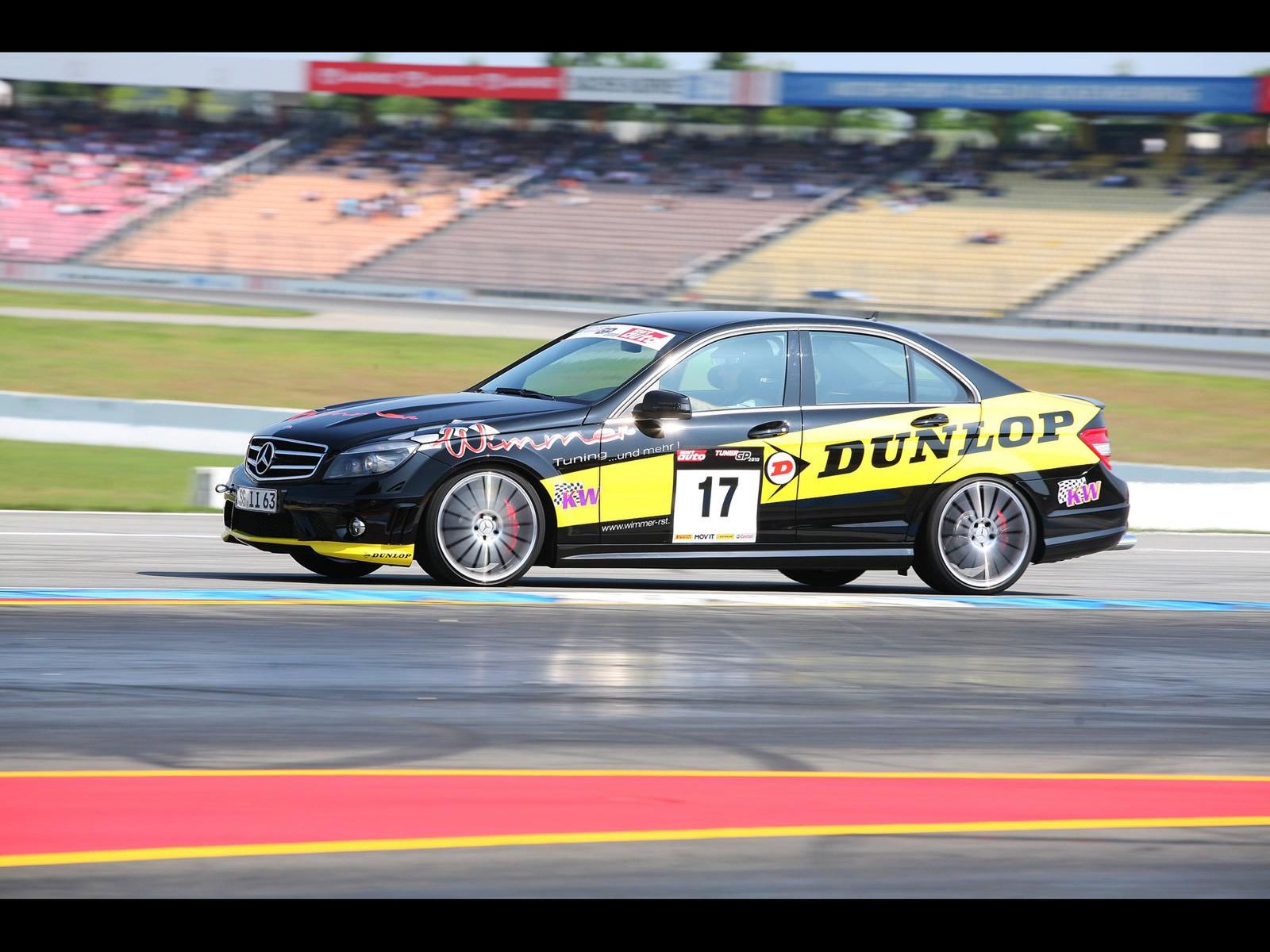 Mercedes-Benz C 63 AMG po tuningu [Galeria] 25