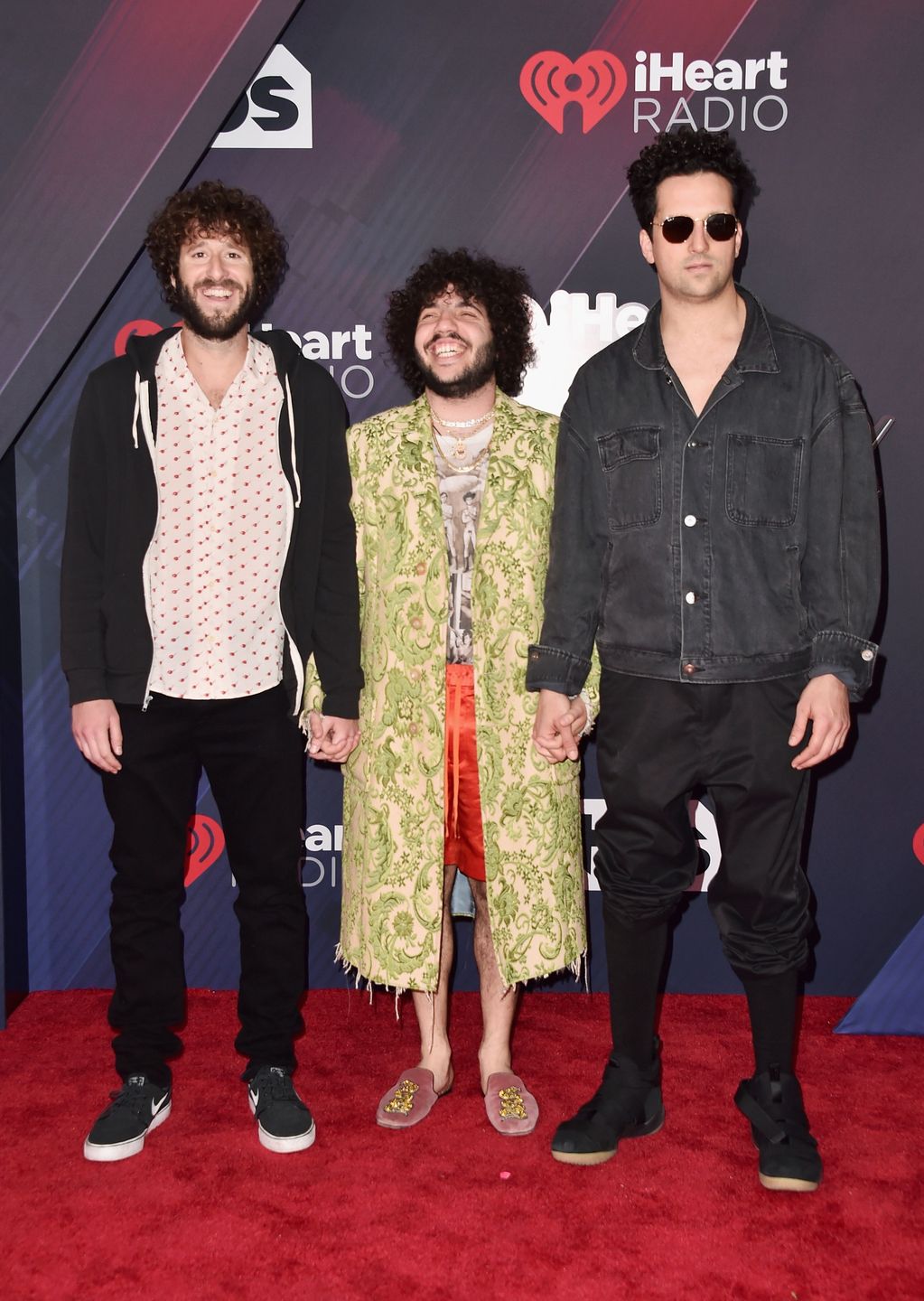 Lil Dicky, Benny Blanco, i Francis Farewell Starlite podczas iHeartRadio Music Awards