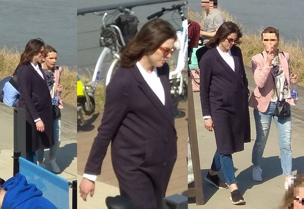 Ciężarna Karolina Gorczyca spaceruje skąpana w nadwiślańskim słońcu (ZDJĘCIA)
