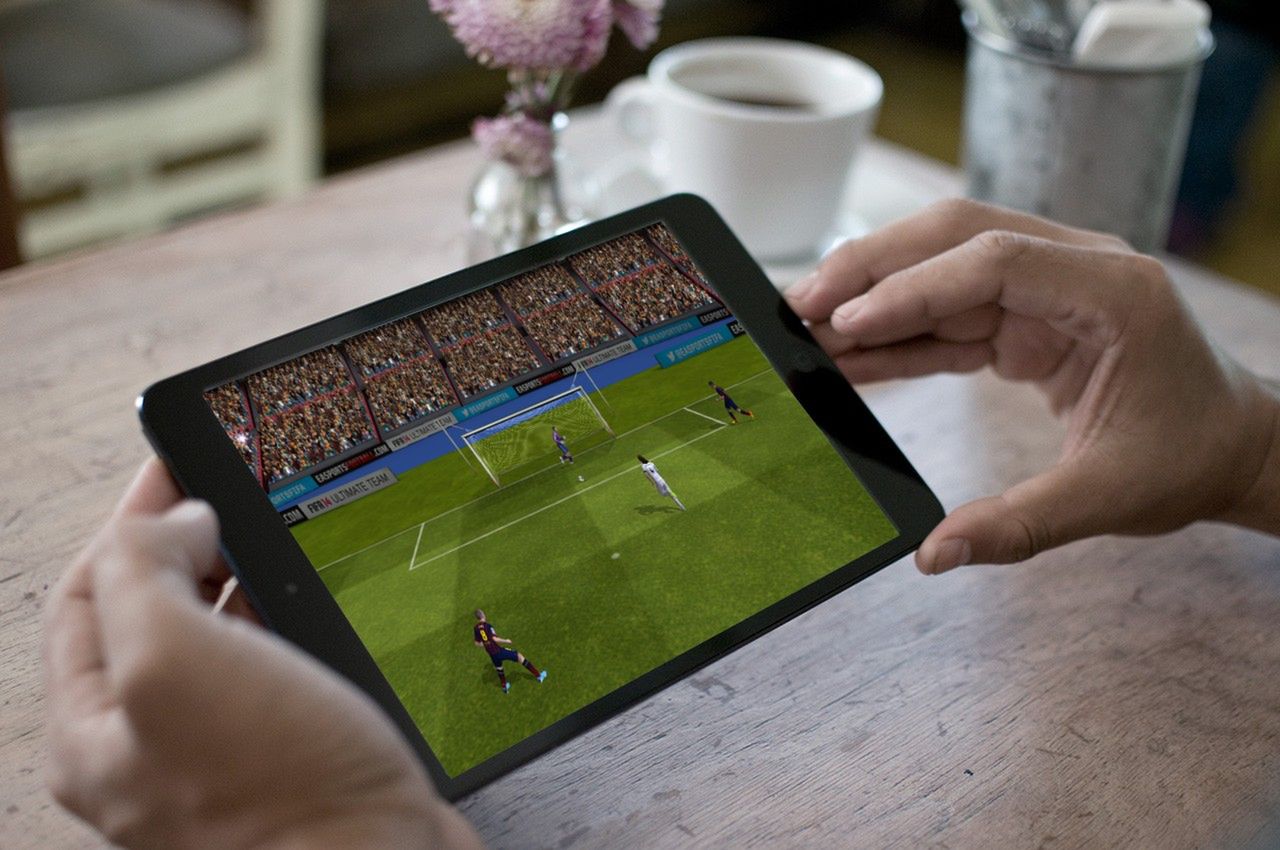FIFA 14 na iOS i Androida już jest, i to za darmo. Prawie