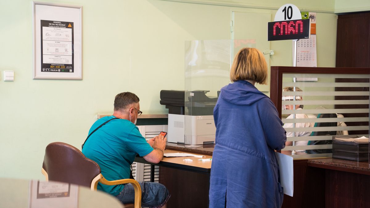 Od wtorku urzędy przechodzą na zdalny tryb pracy