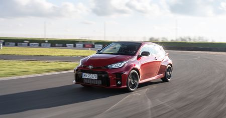 Toyota GR Yaris - pierwsza jazda samochodem zbudowanym przez Tommiego Mäkinena