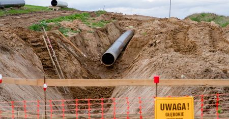 Startuje Baltic Pipe. "Zimę przetrwamy. Pytanie: co dalej?"