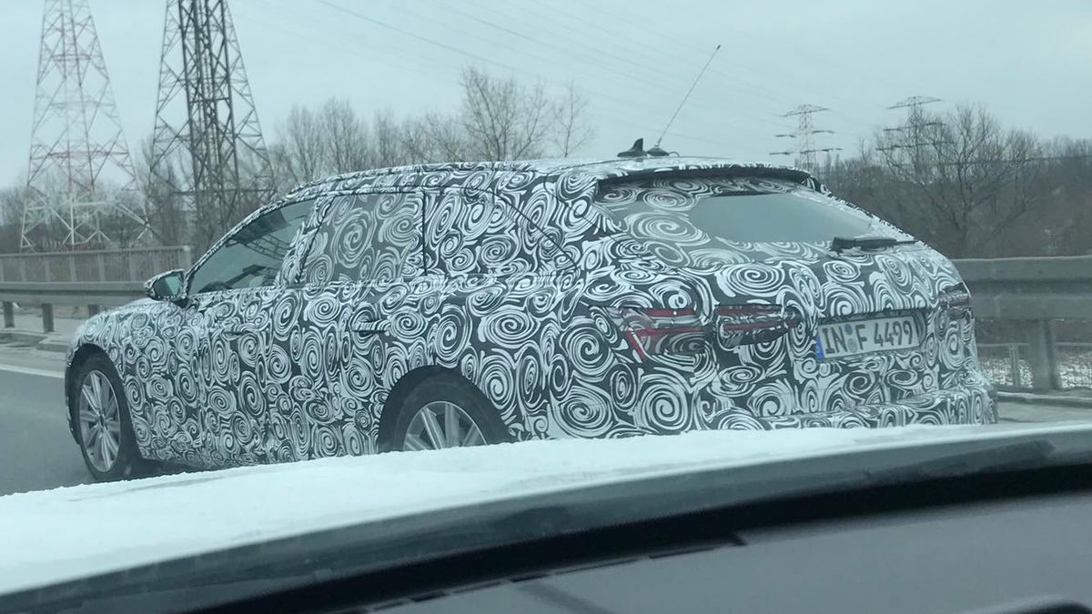 Samochód prawdopodobnie będzie przypominał obecne A4 Avant.