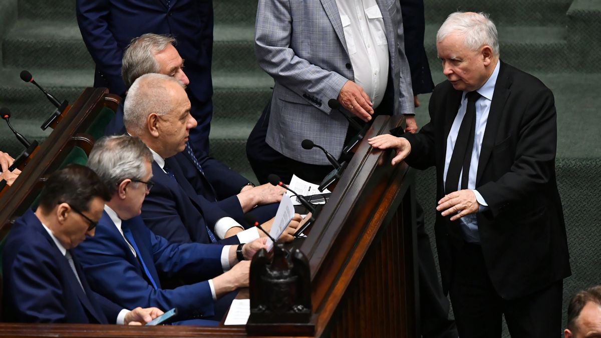 Dług sektora instytucji rządowych i samorządowych wyniósł na koniec pierwszego kwartału 2022 r. 1,4 bln zł 