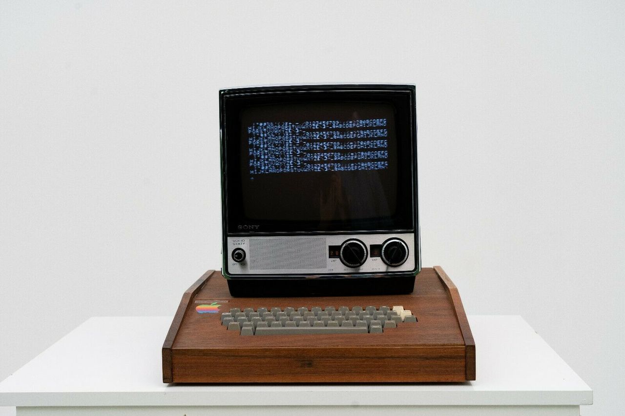 Gratka dla kolekcjonerów. Apple 1 wystawiony na sprzedaż, i to nie byle jaki