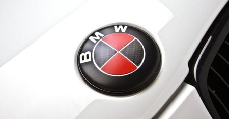 Wygląd wyścigówki i ponad 620 KM mocy – Vorsteiner M3 Candy Cane (2011)