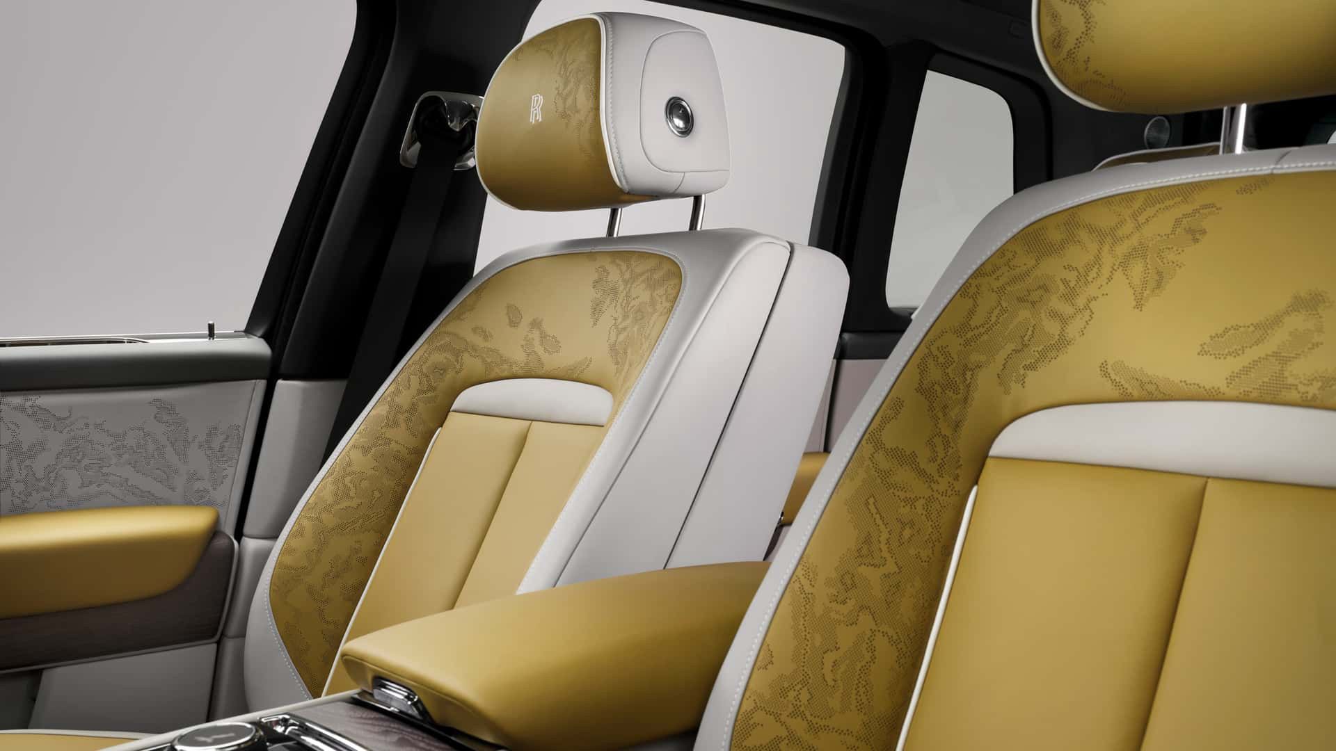 Odświeżony Rolls-Royce Cullinan