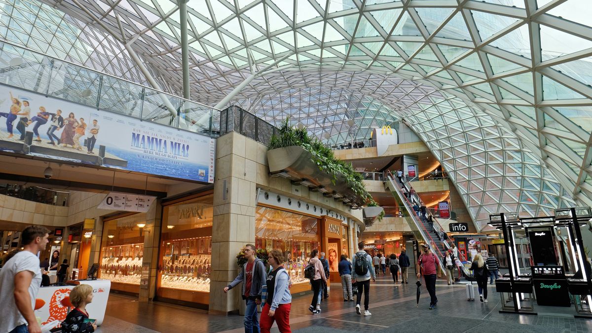 GUS podał dane o sprzedaży detalicznej. Kolejne zaskoczenie. 