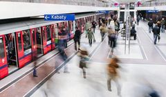 AMS, Stroer i Screen Network w przetargu reklamowym Metra Warszawskiego