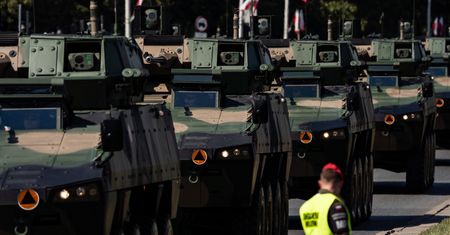 Wzmożony ruch wojskowy na polskich drogach. Podano powód